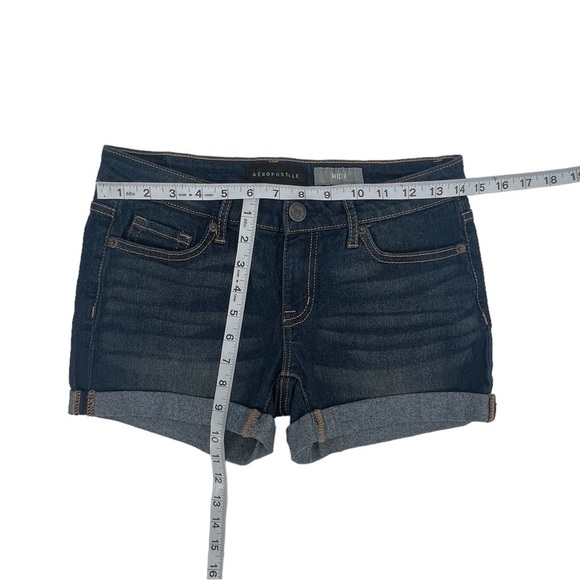 Aeropostale Junior’s Cuffed Hem Midi Jean Shorts Size 2 - Picture 5 of 6